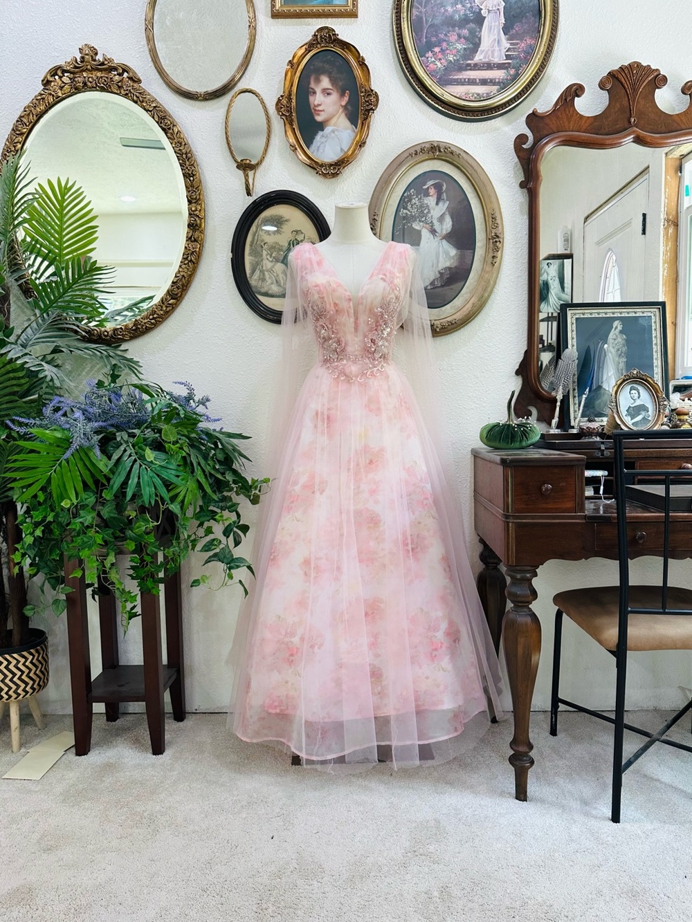 Romantic Pink Floral Tulle Evening Dress